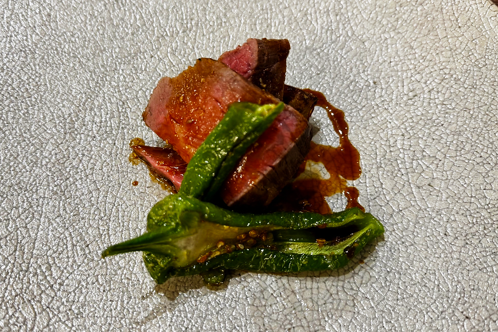 クイーンズマリーの肉料理